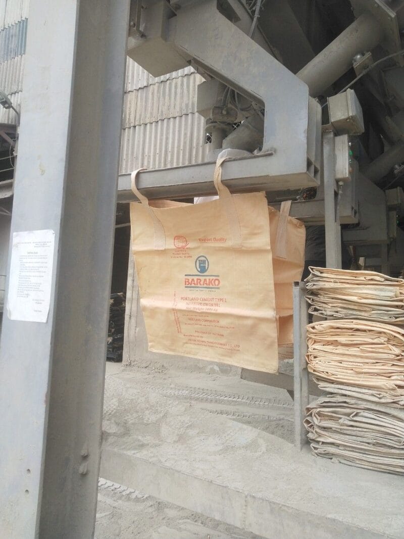 ORDINARY PORTLAND CEMENT CODE PII STRENGTH GRADE 52,5 R CONFORMING TO GB 175 - 2007 (Gray, Viet Nam)